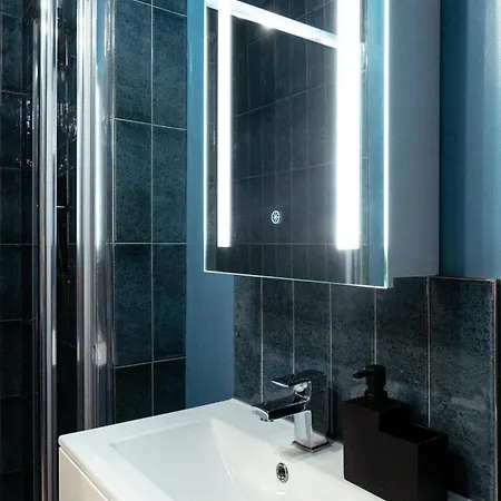 Apartament Moderne - Hyper-central Et Calme